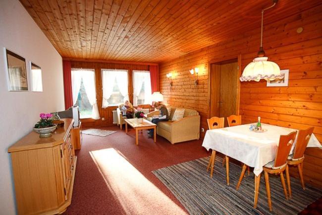 Ferienwohnungen Toni Plenk Inkl. Chiemgaukarte Ruhpolding Luaran gambar